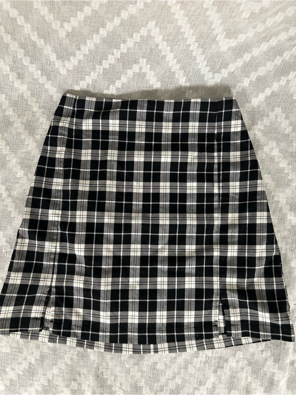 Brandy Melville Black & White Plaid A-Line Mini Skirt